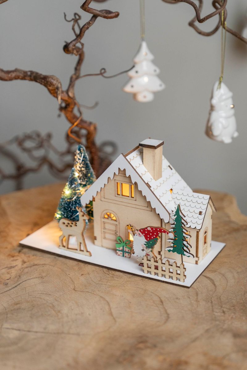 Juleby - Hus 13,5cm Versjon 2