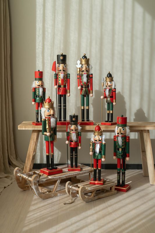 Nøtteknekker Rød/Grønn/Svart 50cm - Versjon 4