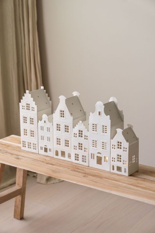 Telysholder hus hvit 17cm Variant 2