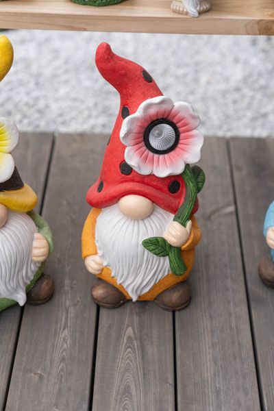 Hovedbilde Nisse med solcelleblomst – 18,5×16×42 cm ...