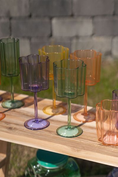 Hovedbilde Blomst vinglass – 300 ml – grønn