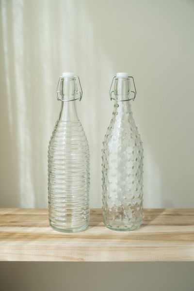 Hovedbilde Glassflaske – 1 L – Bobler