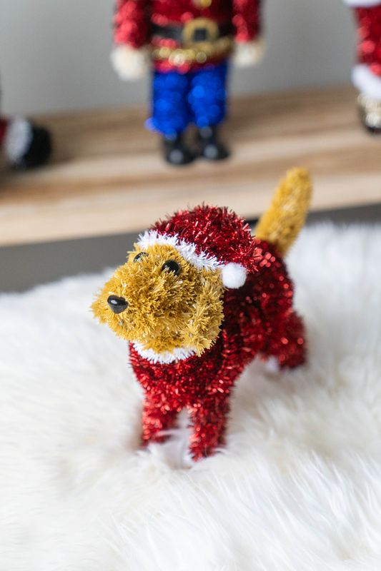 Tinsel Golden Retriver