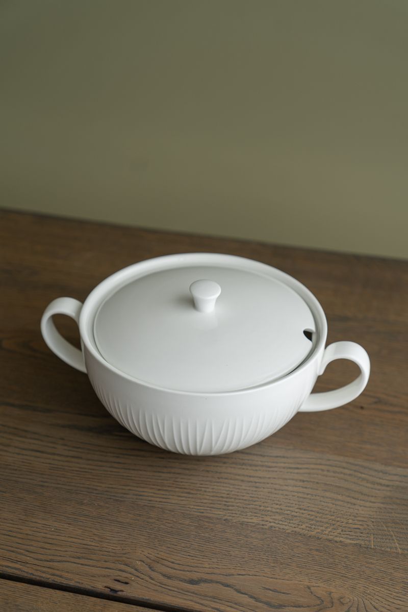 OUTLET Maud - Serveringsbolle m/lokk 20cm