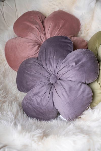 Hovedbilde Pute blomst – Ø40 cm – Lilla