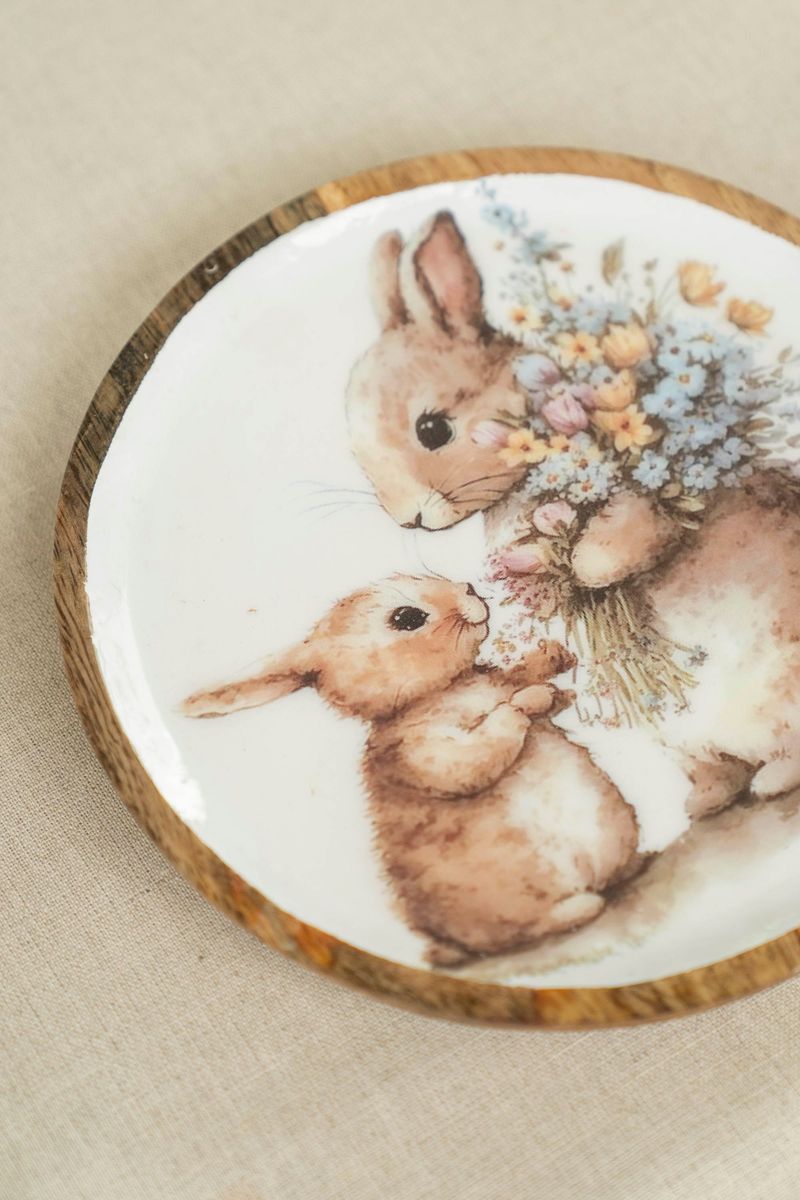 Vårsprett serveringsbrett – Ø22×H2,5 cm Familie