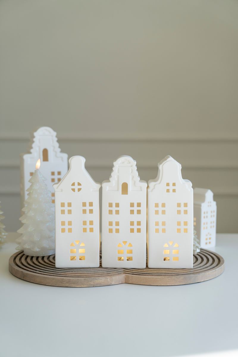 LED Hus Porselen 23,5cm - Versjon 3