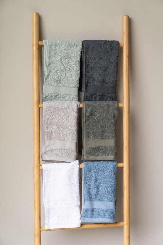 Essentials Håndkle 30x50cm - Hvit