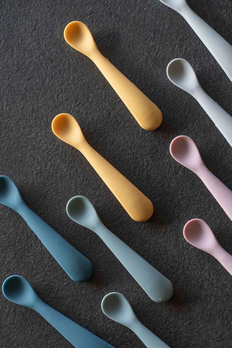 Babyskje i silikon – grå