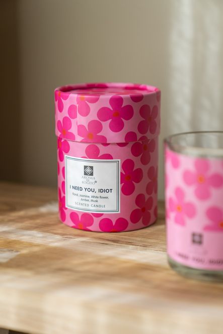 Hovedbilde Duftlys i glass – I need you, idiot