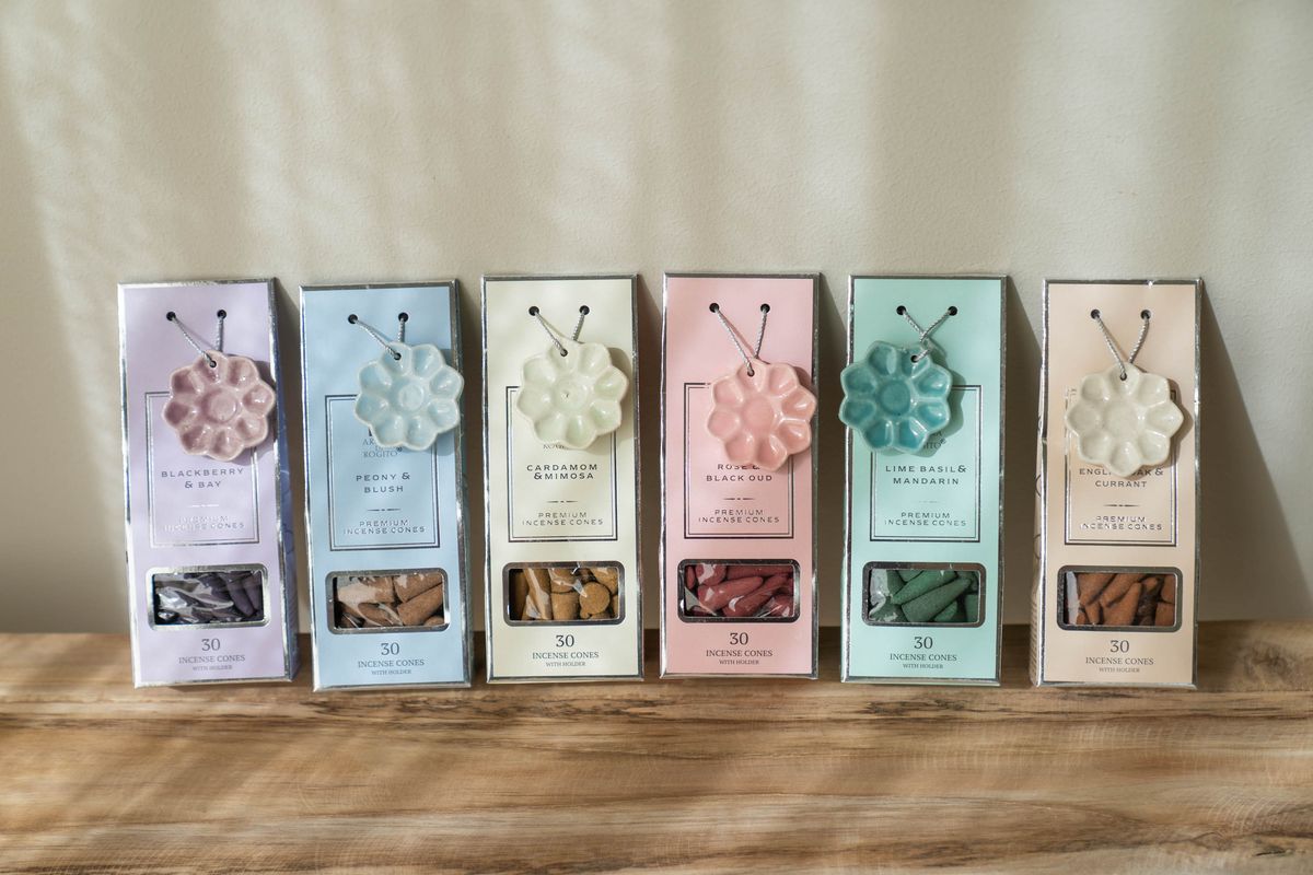 Røkelseskjegler – English Oak & Blackcurrant