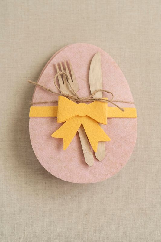 Bestikkholder egg – filt – Rosa